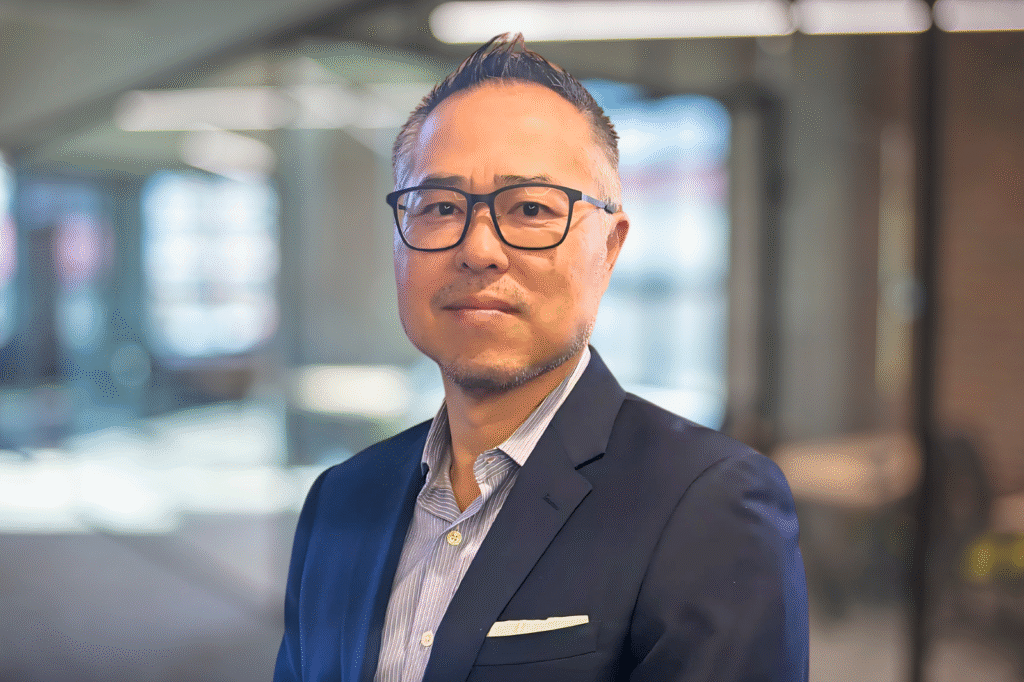 Charles Yoon headshot