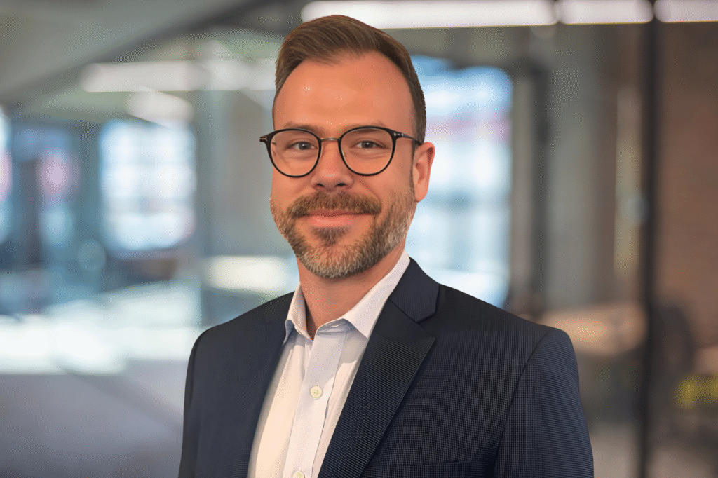 Kevin Deemer headshot