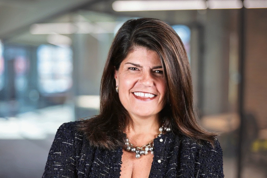 Trish Lukasik headshot